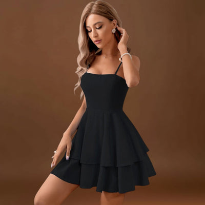 Alice - Mini vestido sem costas com alças com laço e saia em camadas