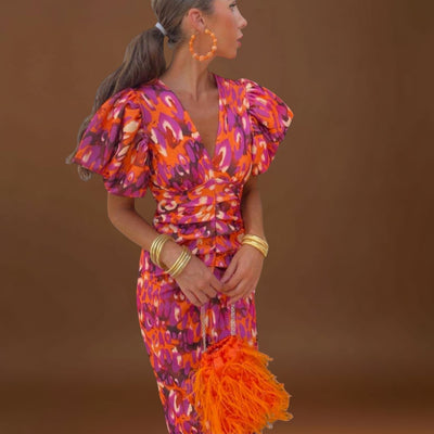 Vanessa - Vestido elegante com decote em V